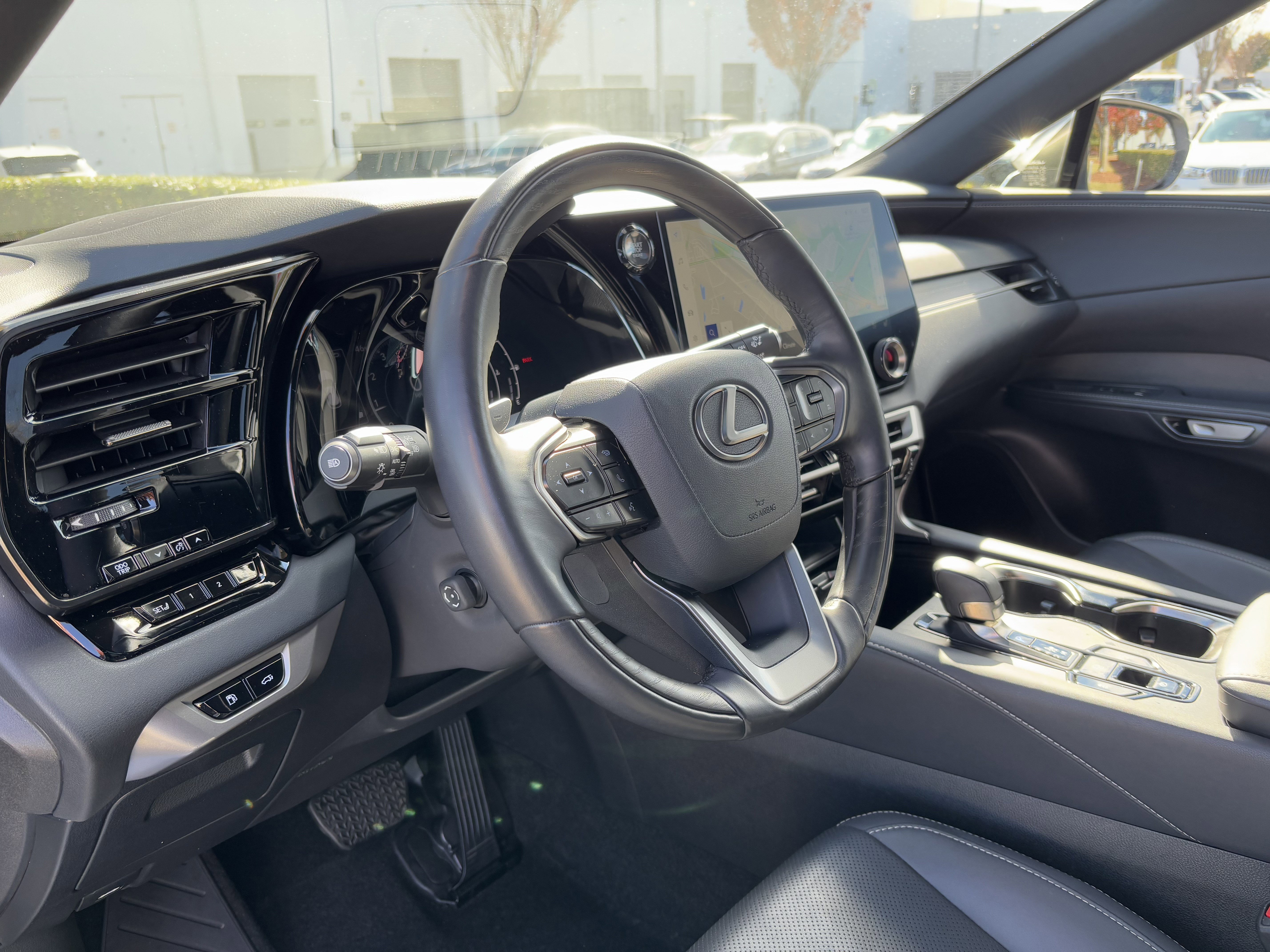 Used 2024 Lexus RX 350 Premium image 17