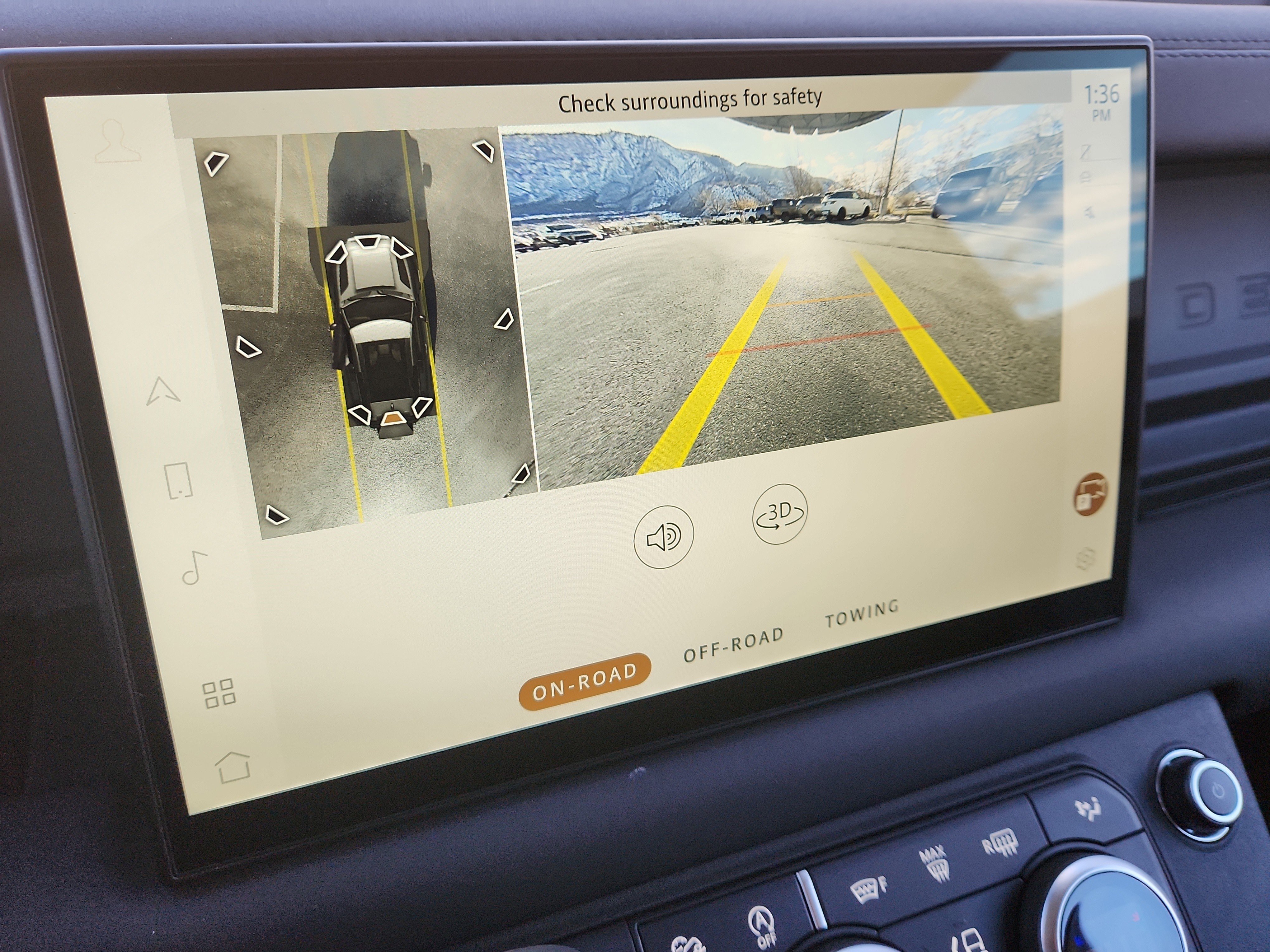 Used 2025 Land Rover Defender 90 S image 30