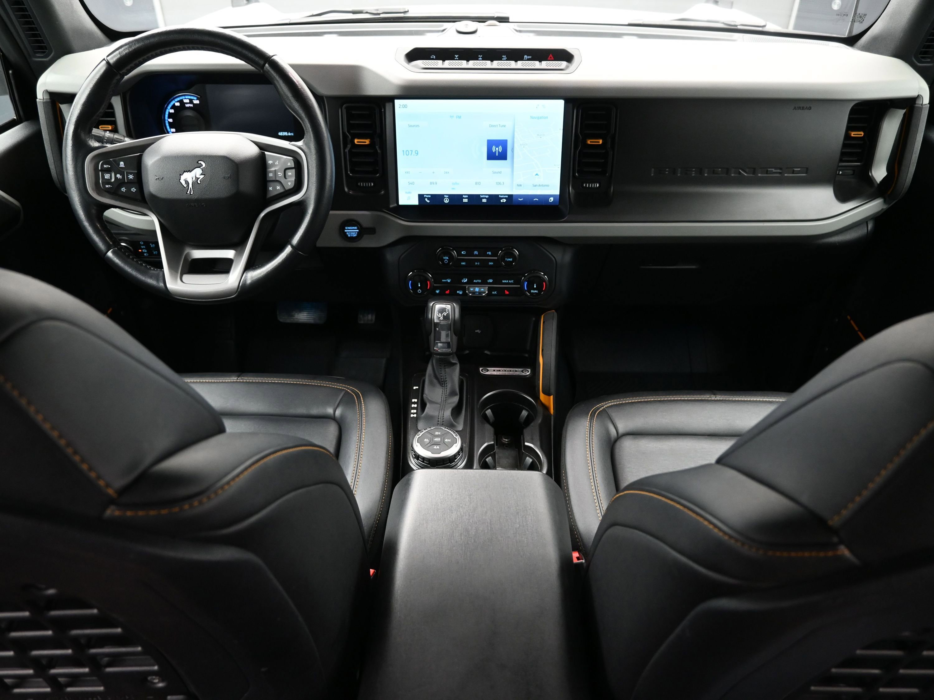 Used 2022 Ford Bronco Badlands image 14