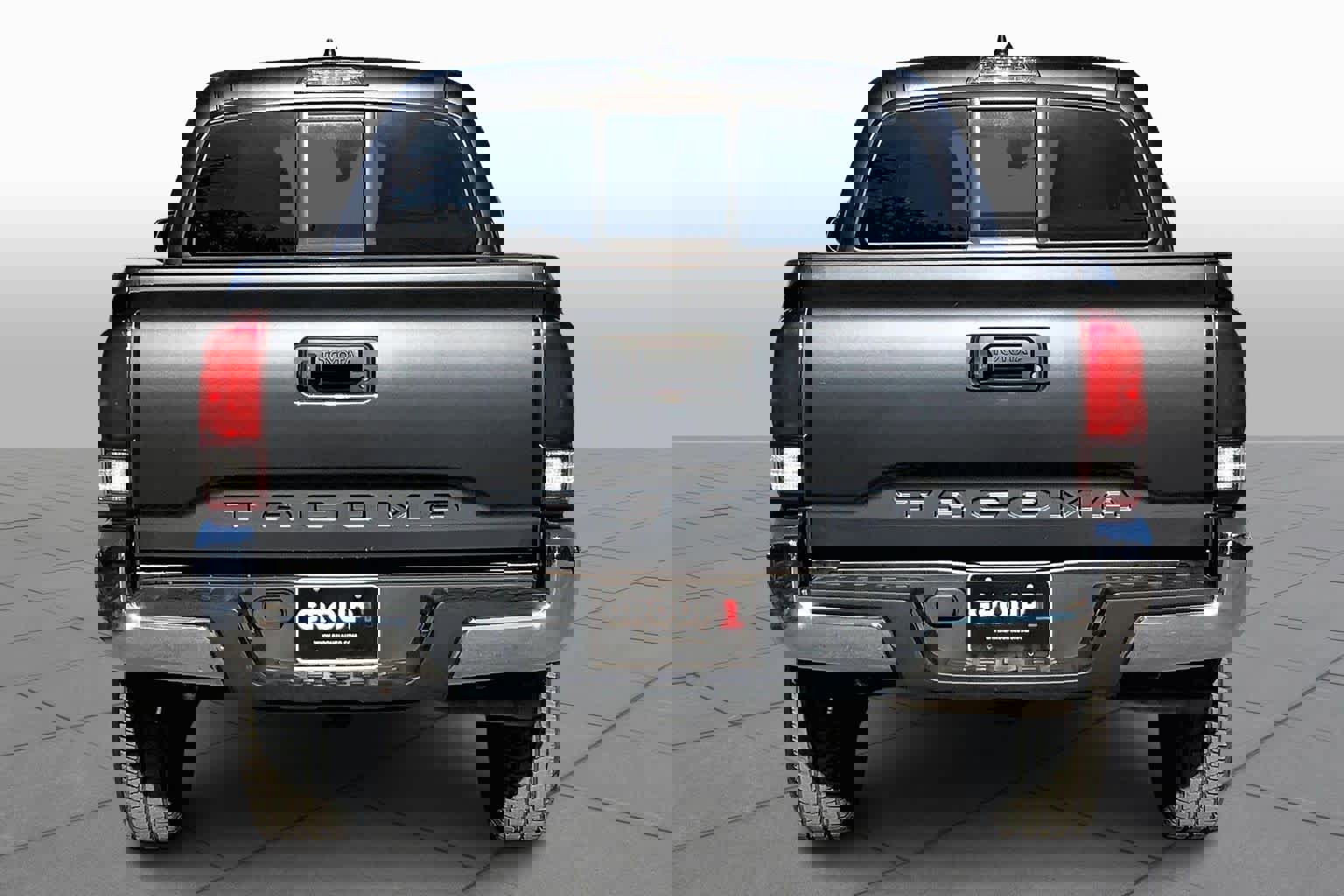 Used 2023 Toyota Tacoma SR5 image 4