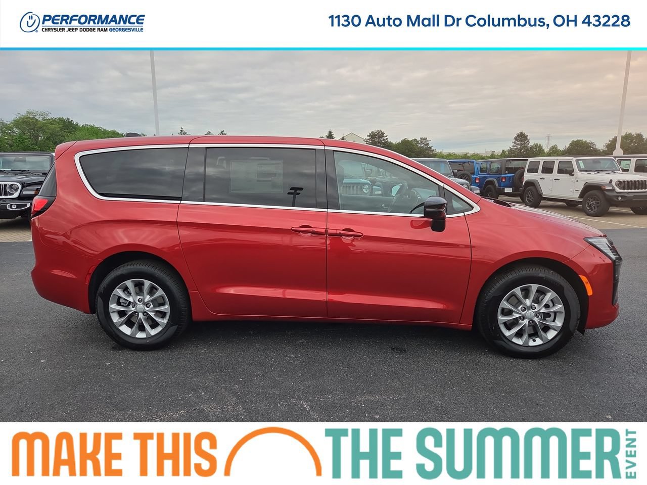New 2027 Chrysler Pacifica Select AWD/4WD image 8