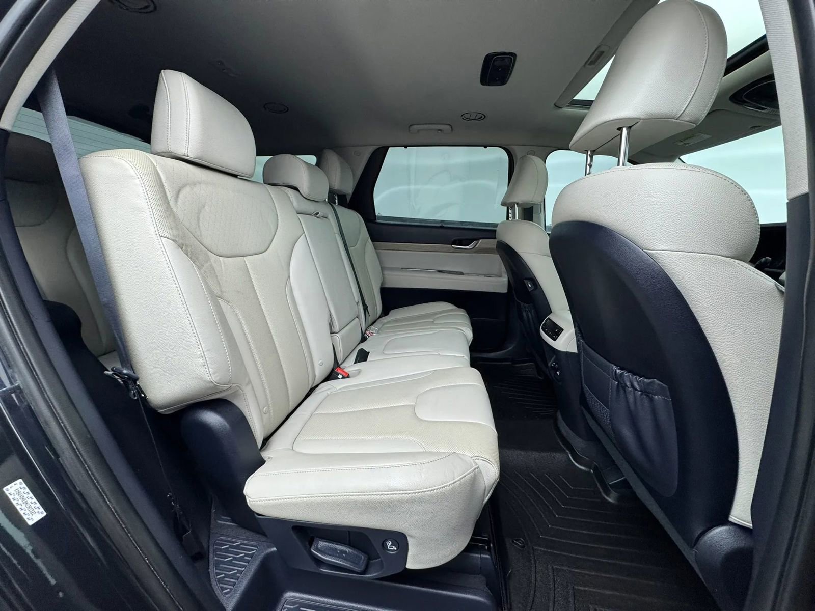 Used 2022 Hyundai Palisade SEL w/ 8P Bench Seat Package AWD/4WD image 40