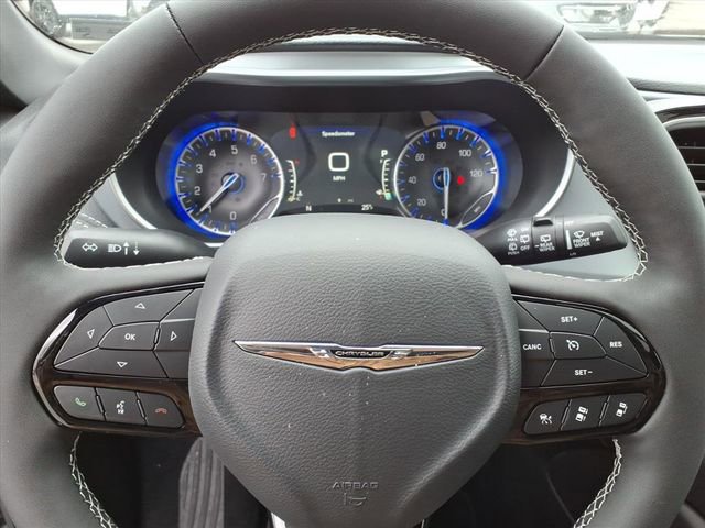 New 2026 Chrysler Pacifica Limited w/ S Appearance Package image 19