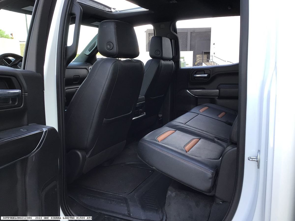 Used 2022 GMC Sierra 1500 AT4 w/ AT4 Preferred Package AWD/4WD image 13