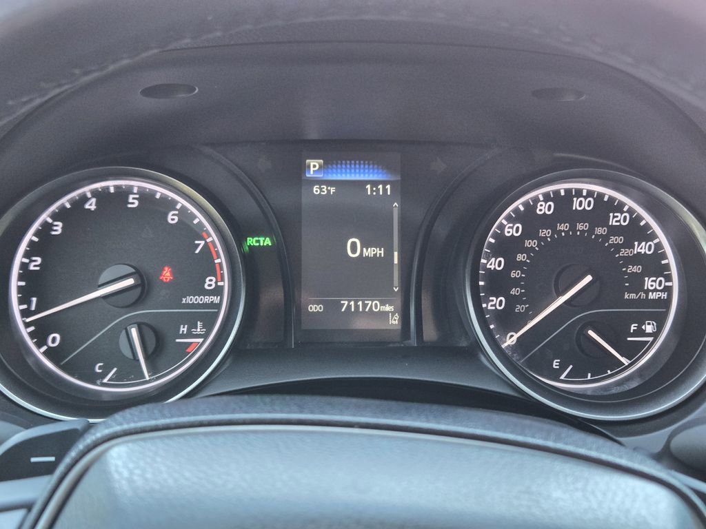 Used 2021 Toyota Camry SE image 17