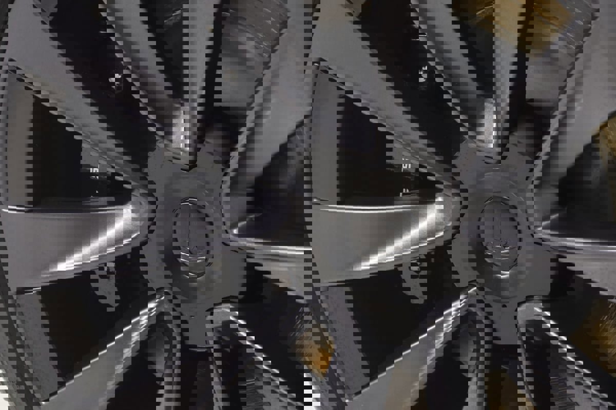 Used 2022 Tesla Model X image 19