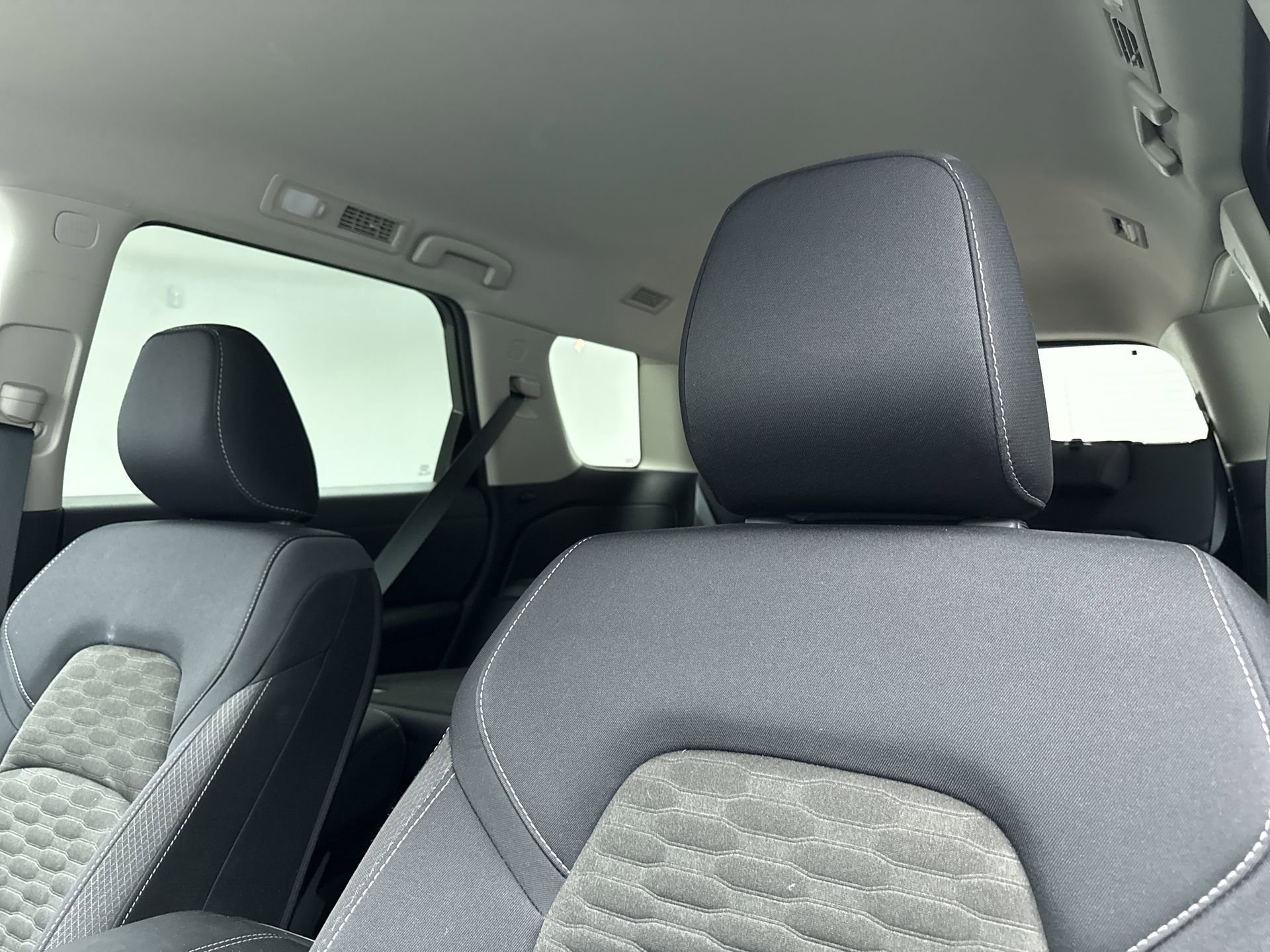 Used 2024 Nissan Pathfinder S AWD/4WD image 13