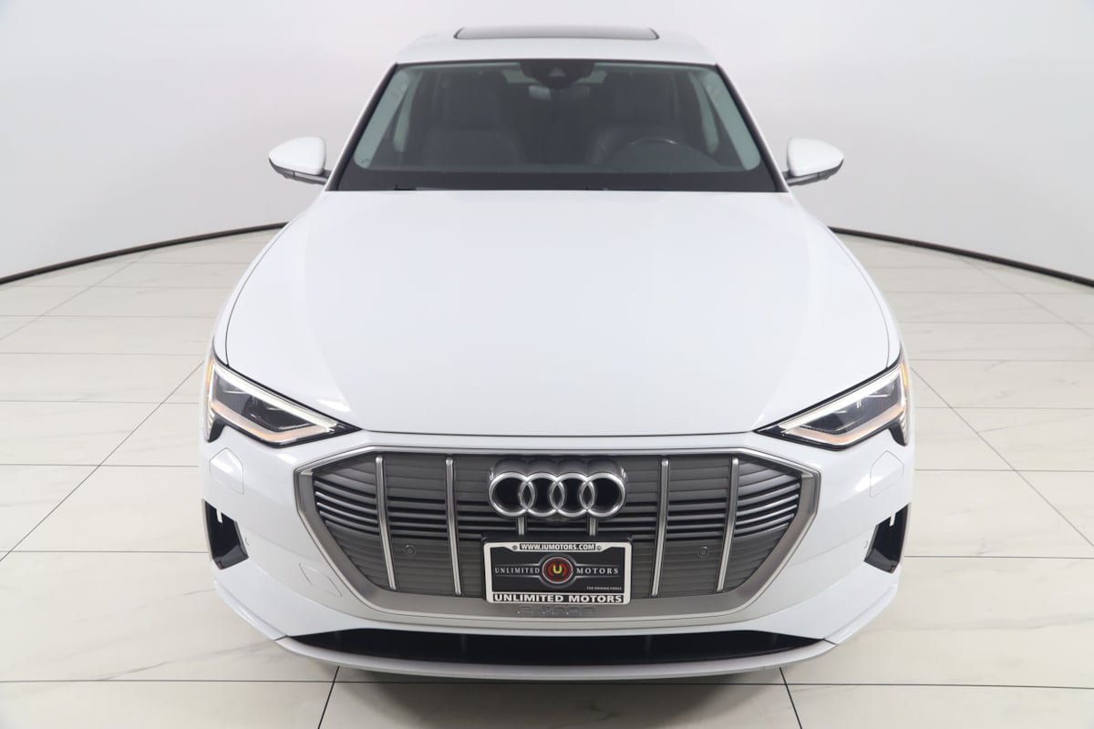 Used 2020 Audi e-tron Premium Plus AWD/4WD image 51