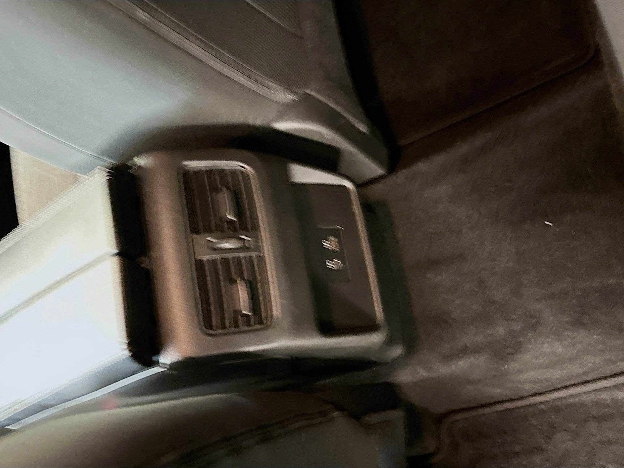 Used 2023 Nissan Rogue SV AWD/4WD image 27