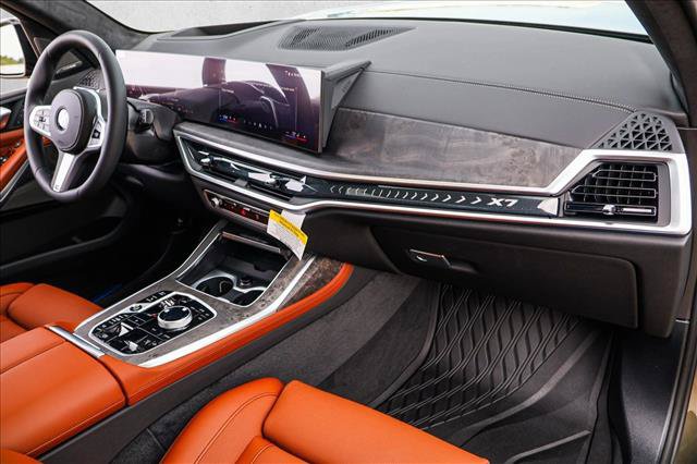 New 2027 BMW X7 xDrive40i AWD/4WD image 24