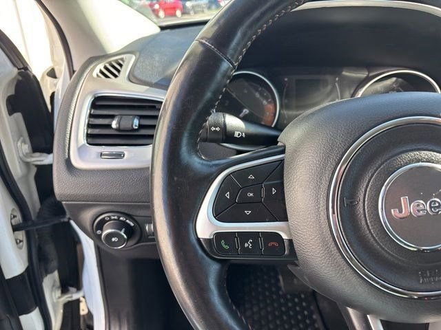 Used 2018 Jeep Compass Latitude w/ Cold Weather Group image 17