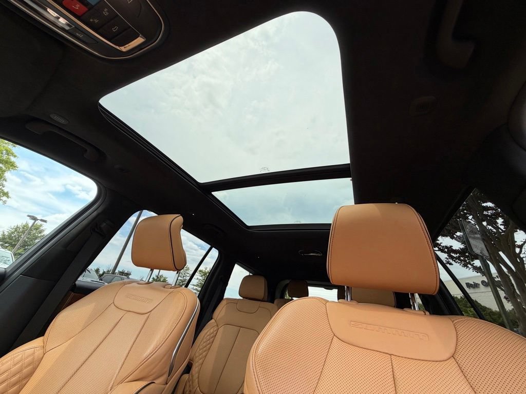 Certified 2025 Jeep Grand Cherokee L Summit AWD/4WD image 39
