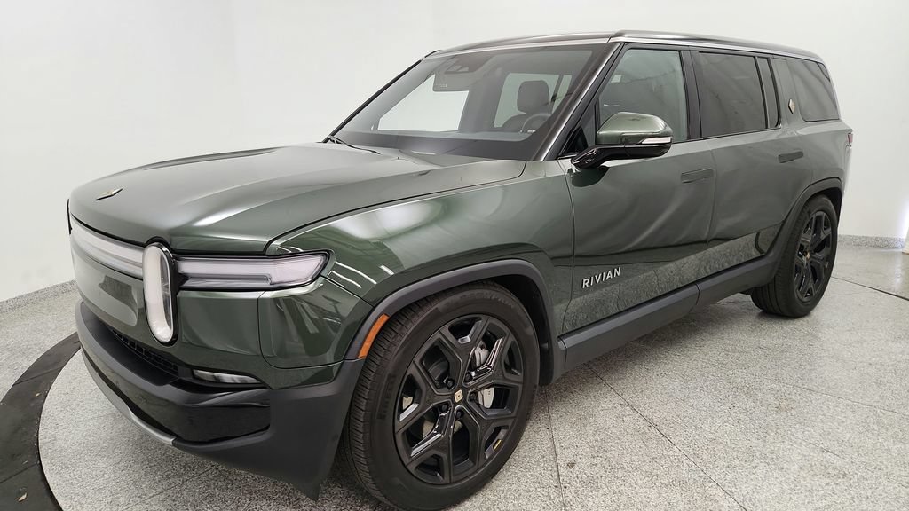 Used 2025 Rivian R1S Adventure Dual AWD/4WD image 14