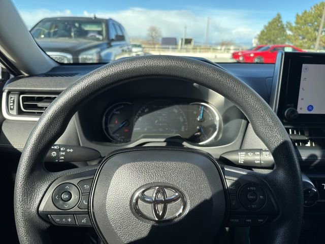 Used 2023 Toyota RAV4 LE image 18
