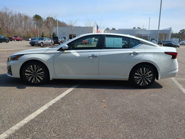 Used 2023 Nissan Altima 2.5 SV image 7