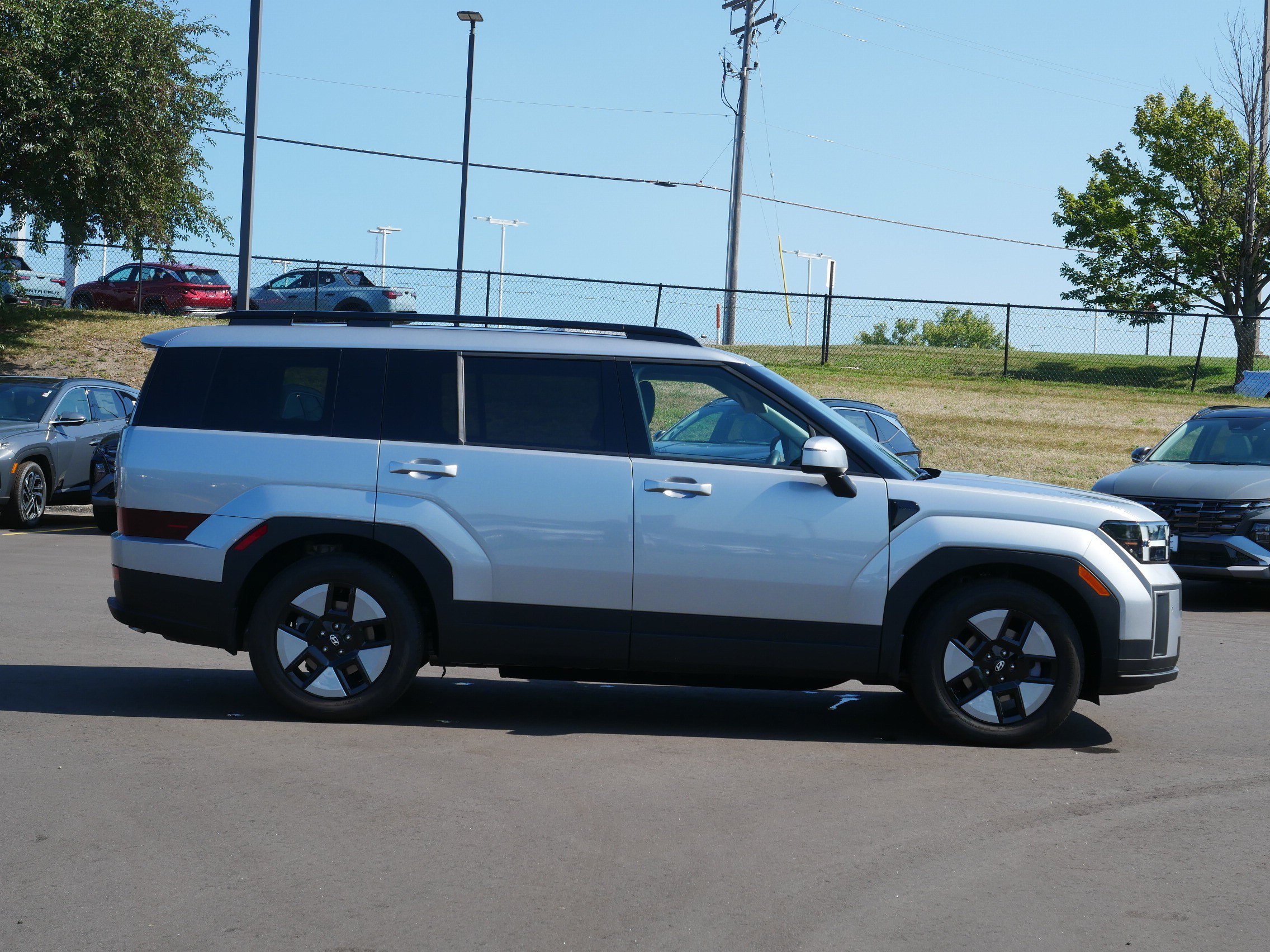 Used 2024 Hyundai Santa Fe SEL AWD/4WD image 5