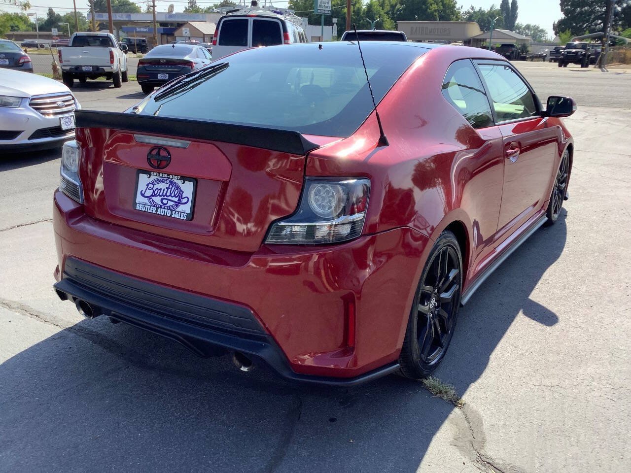 Used 2016 Scion tC FWD image 13