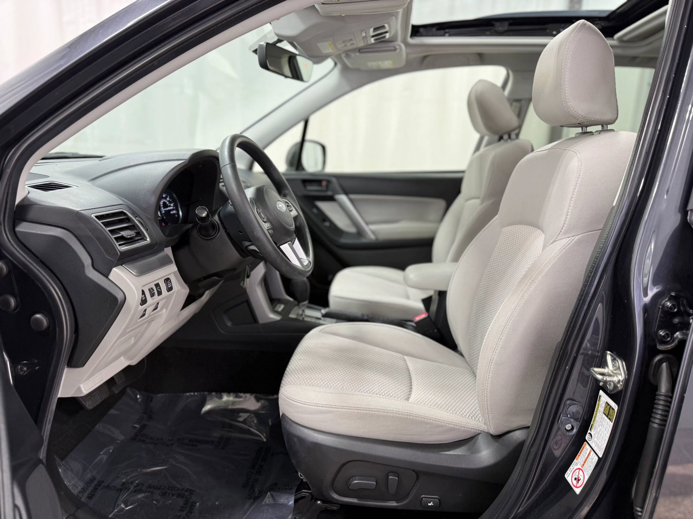 Used 2017 Subaru Forester 2.5i Premium image 13