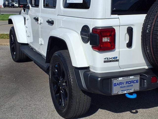 Used 2023 Jeep Wrangler Unlimited Sahara w/ Cold Weather Group AWD/4WD image 23