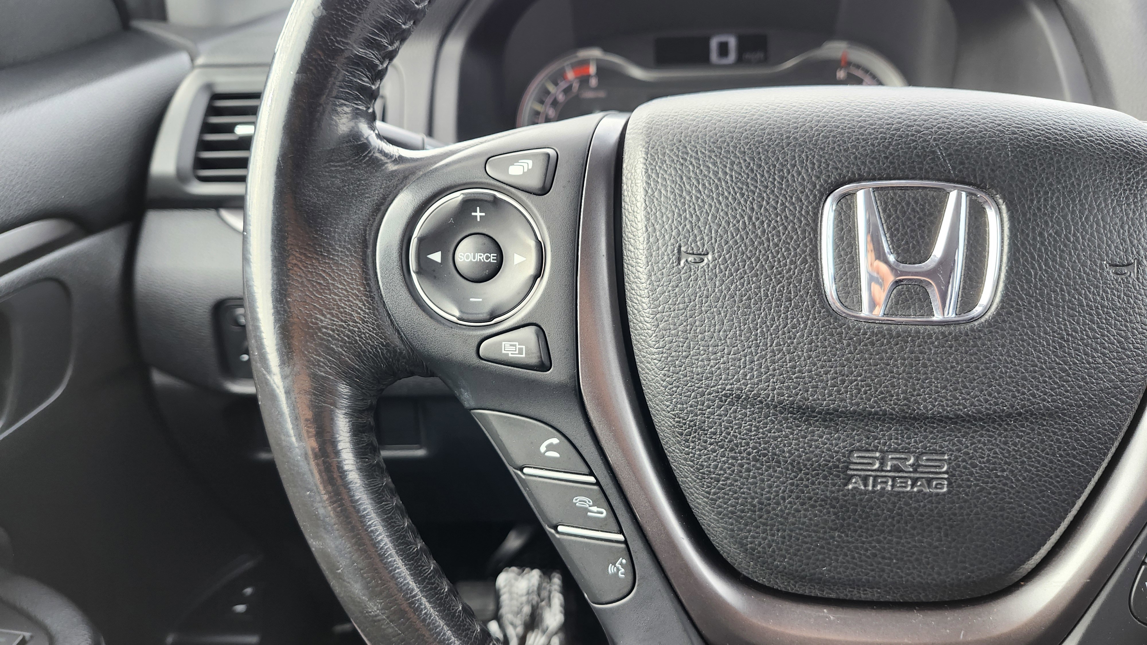 Used 2018 Honda Pilot EX-L image 39