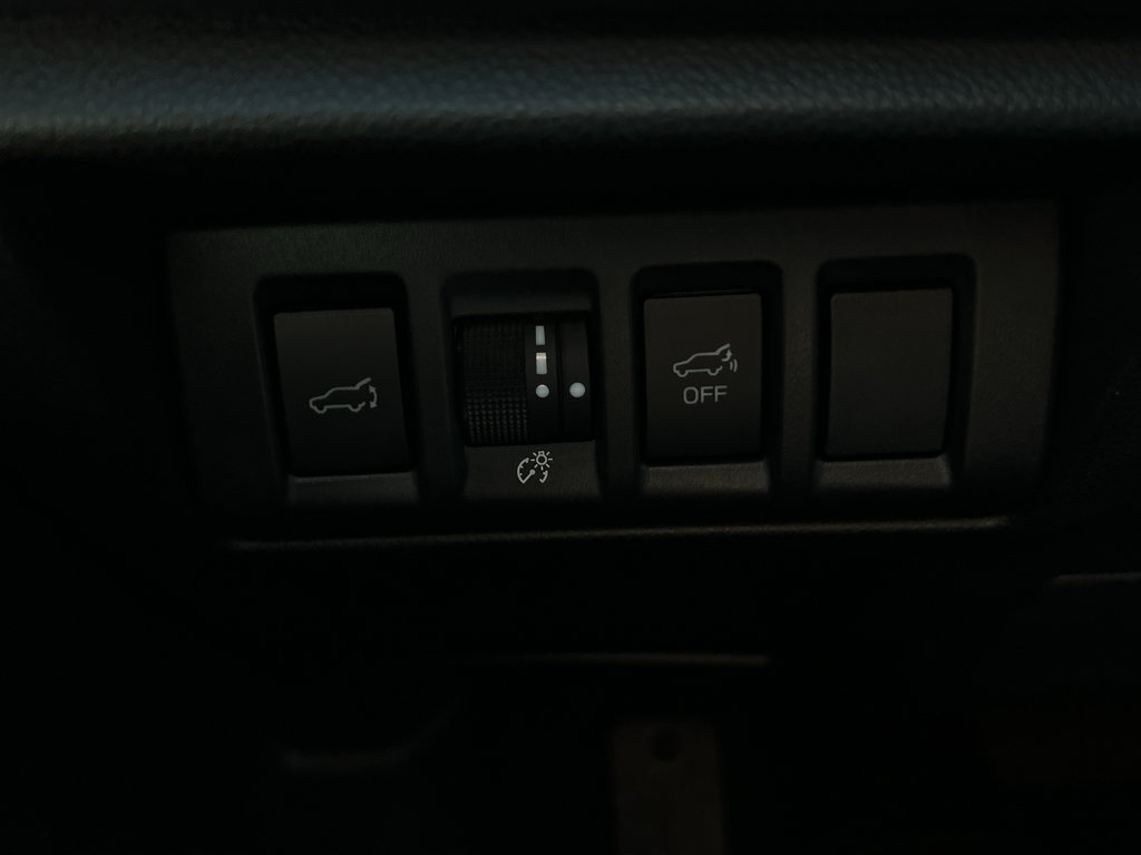 Certified 2025 Subaru Outback Onyx Edition AWD/4WD image 22