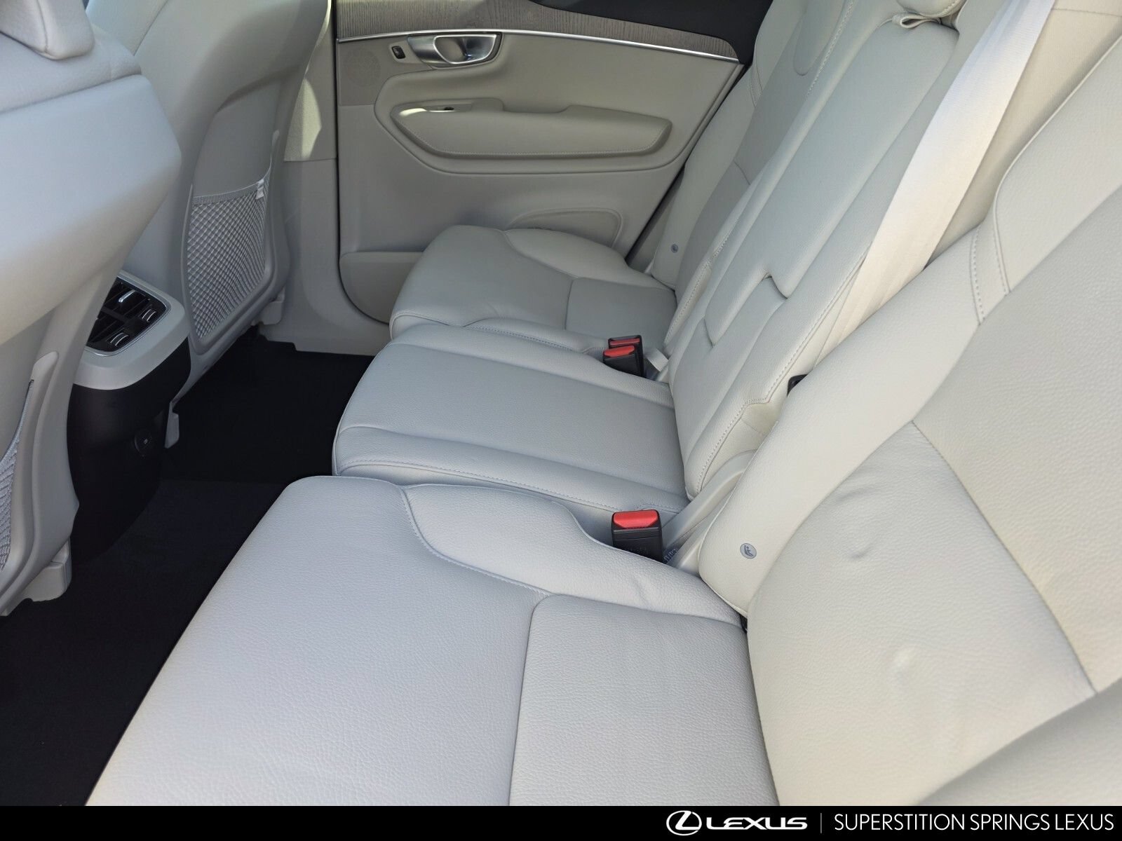 Used 2024 Volvo XC90 B6 Core w/ Protection Package Premier AWD/4WD image 26