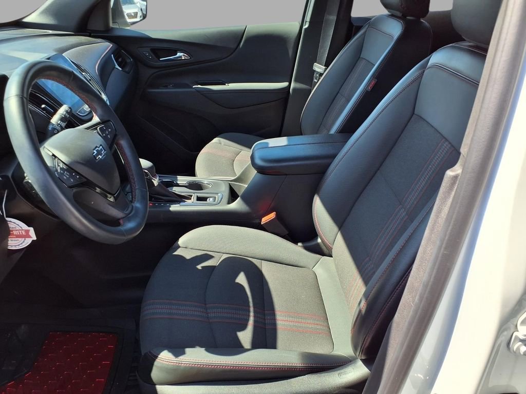 Used 2023 Chevrolet Equinox RS image 15