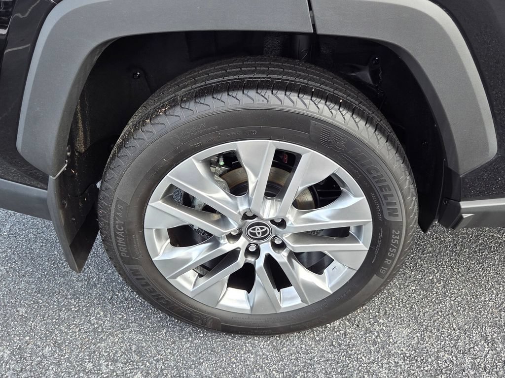 Certified 2025 Toyota RAV4 XLE Premium FWD image 16
