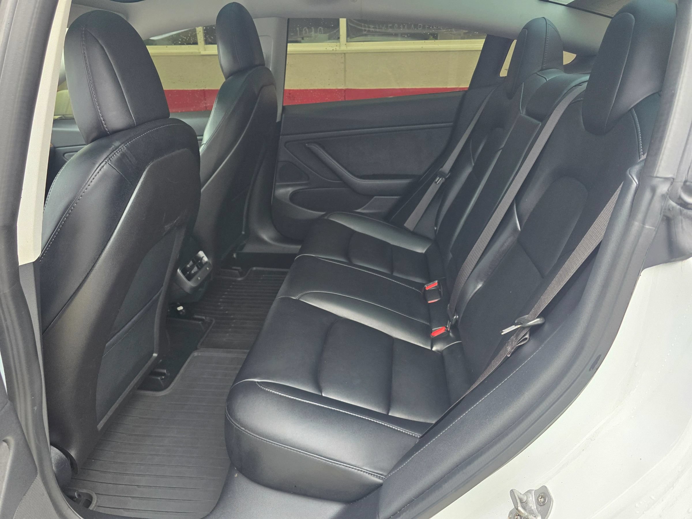 Used 2018 Tesla Model 3 Long Range AWD/4WD image 10