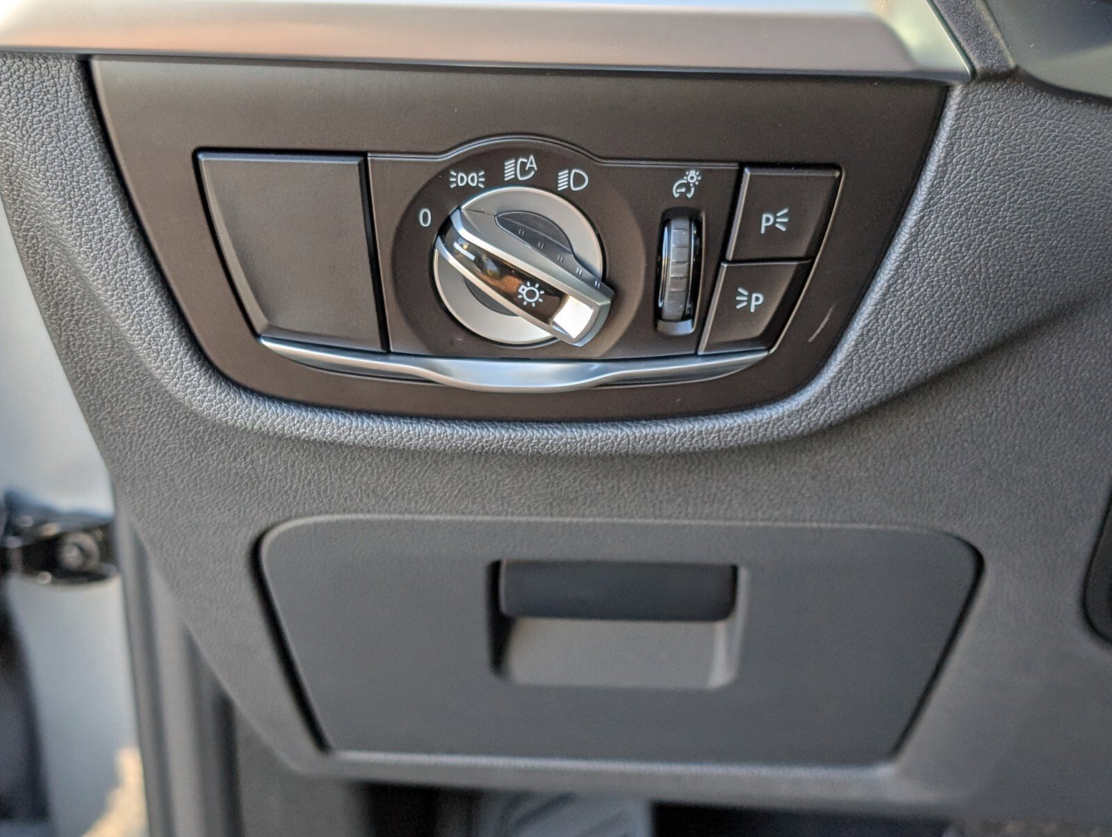 Used 2024 BMW X3 sDrive30i w/ Premium Package w/ZPA image 39