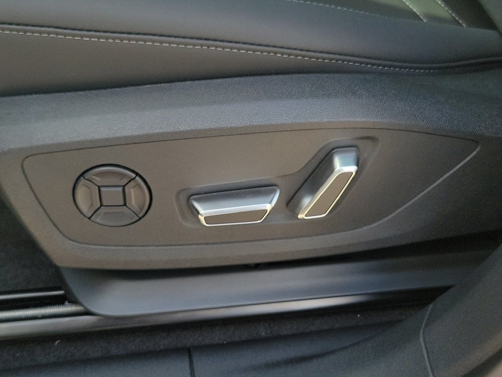 New 2026 Audi Q3 quattro 2.0T AWD/4WD image 18
