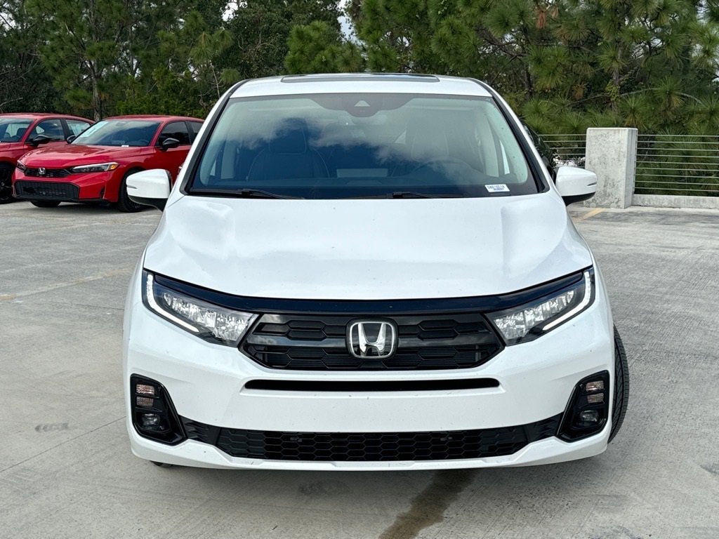 New 2026 Honda Odyssey Elite image 3