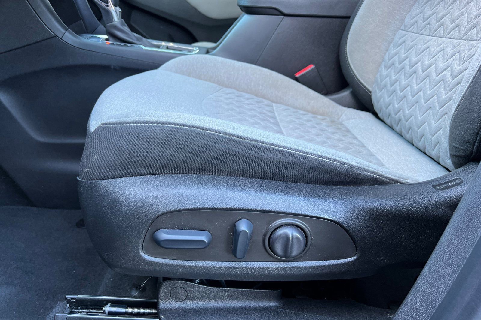 Used 2022 Chevrolet Equinox LS w/ LS Convenience Package image 15