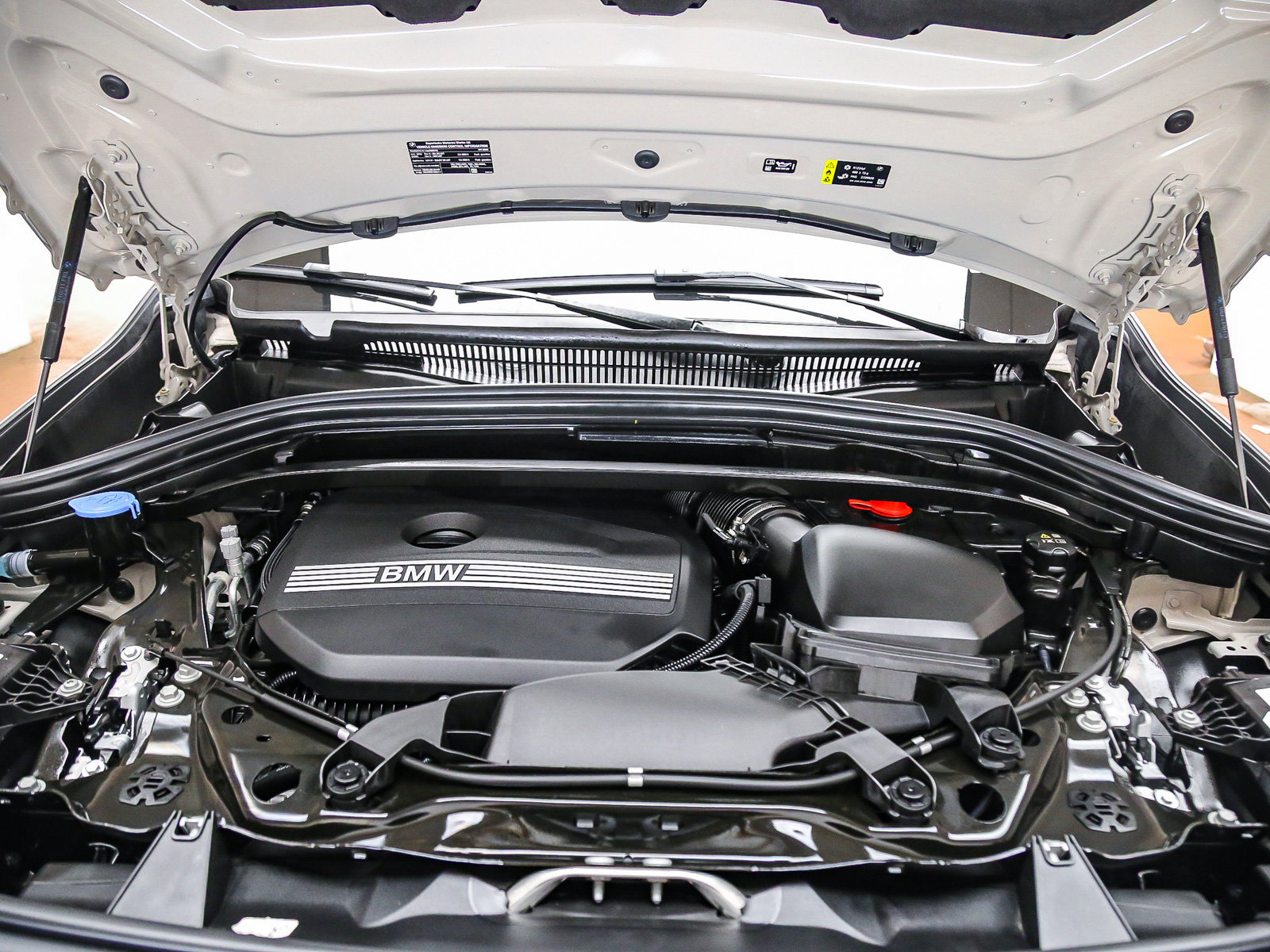Used 2026 BMW X1 xDrive28i w/ Technology Package AWD/4WD image 28