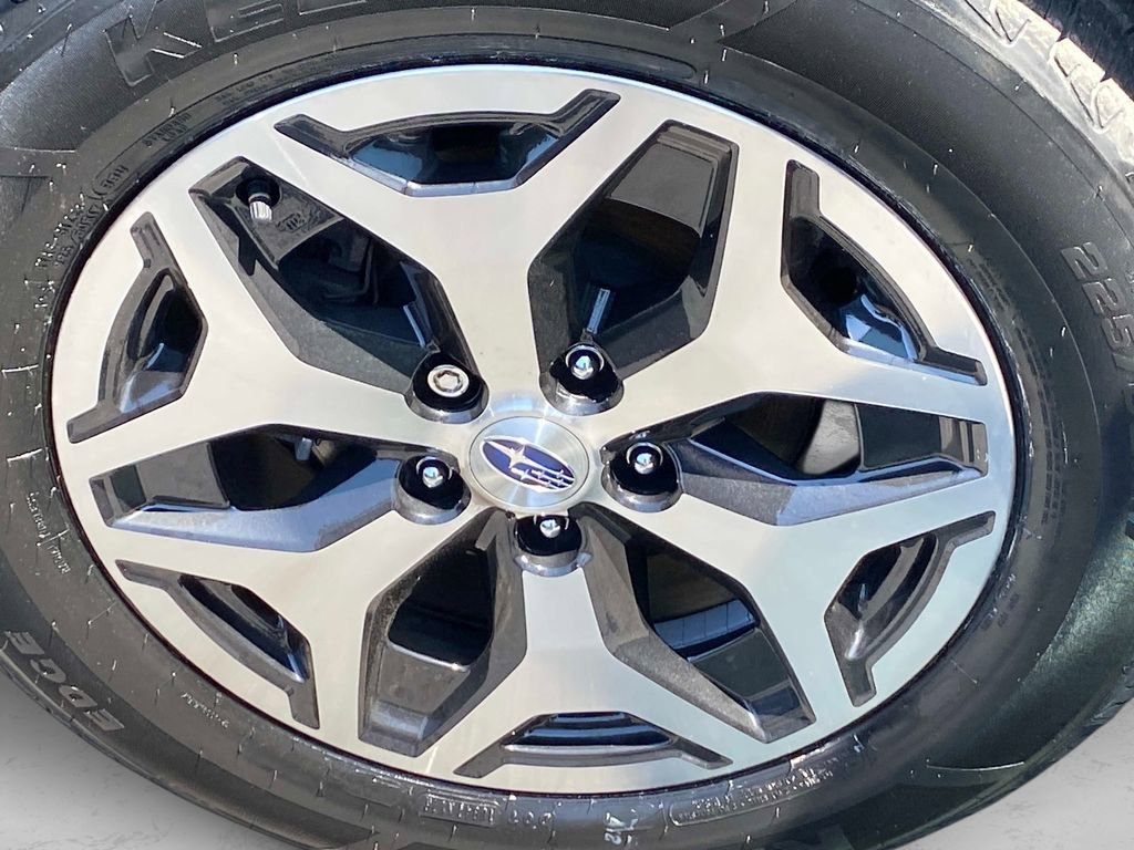 Certified 2024 Subaru Forester Premium AWD/4WD image 24
