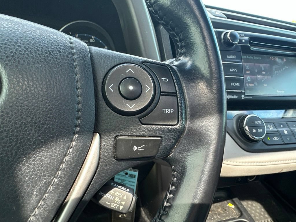 Used 2017 Toyota RAV4 XLE AWD/4WD image 21