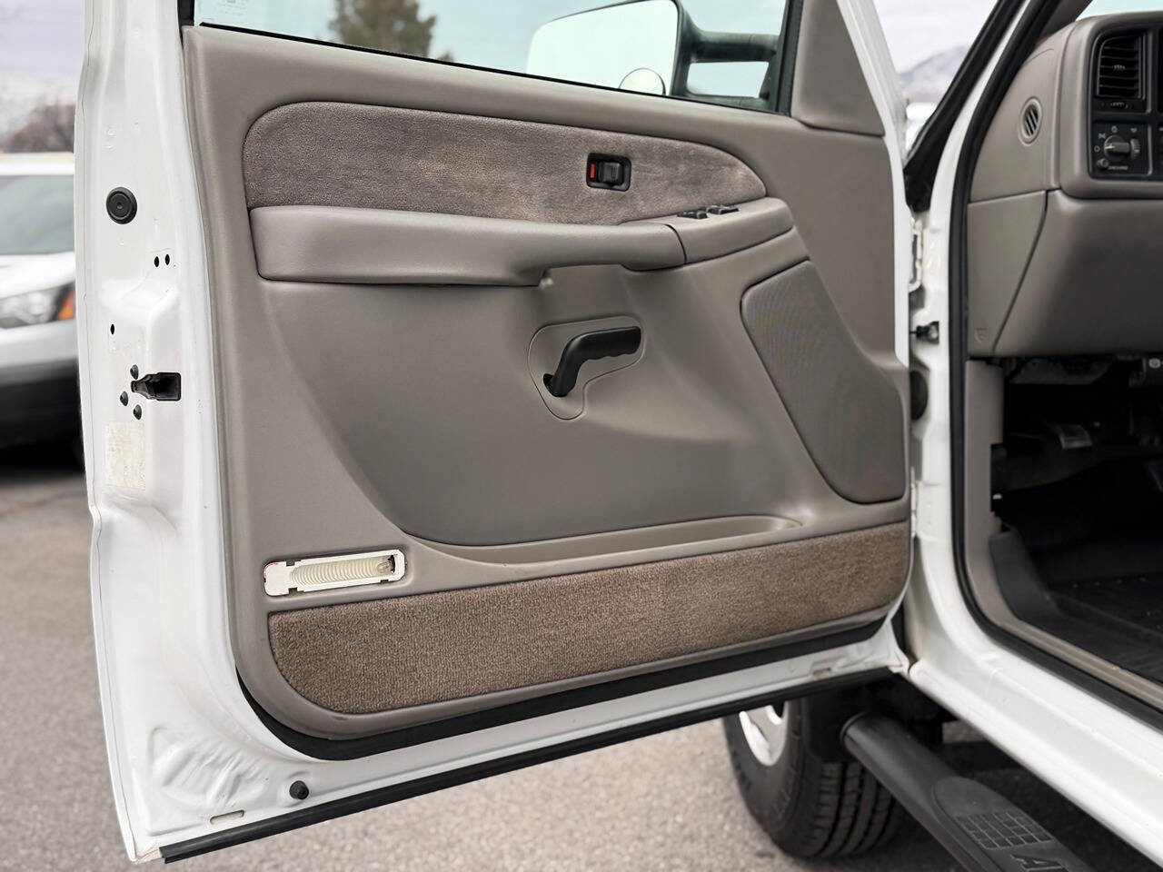 Used 2002 Chevrolet Silverado 3500 LS w/ Electrical Convenience Pkg image 89