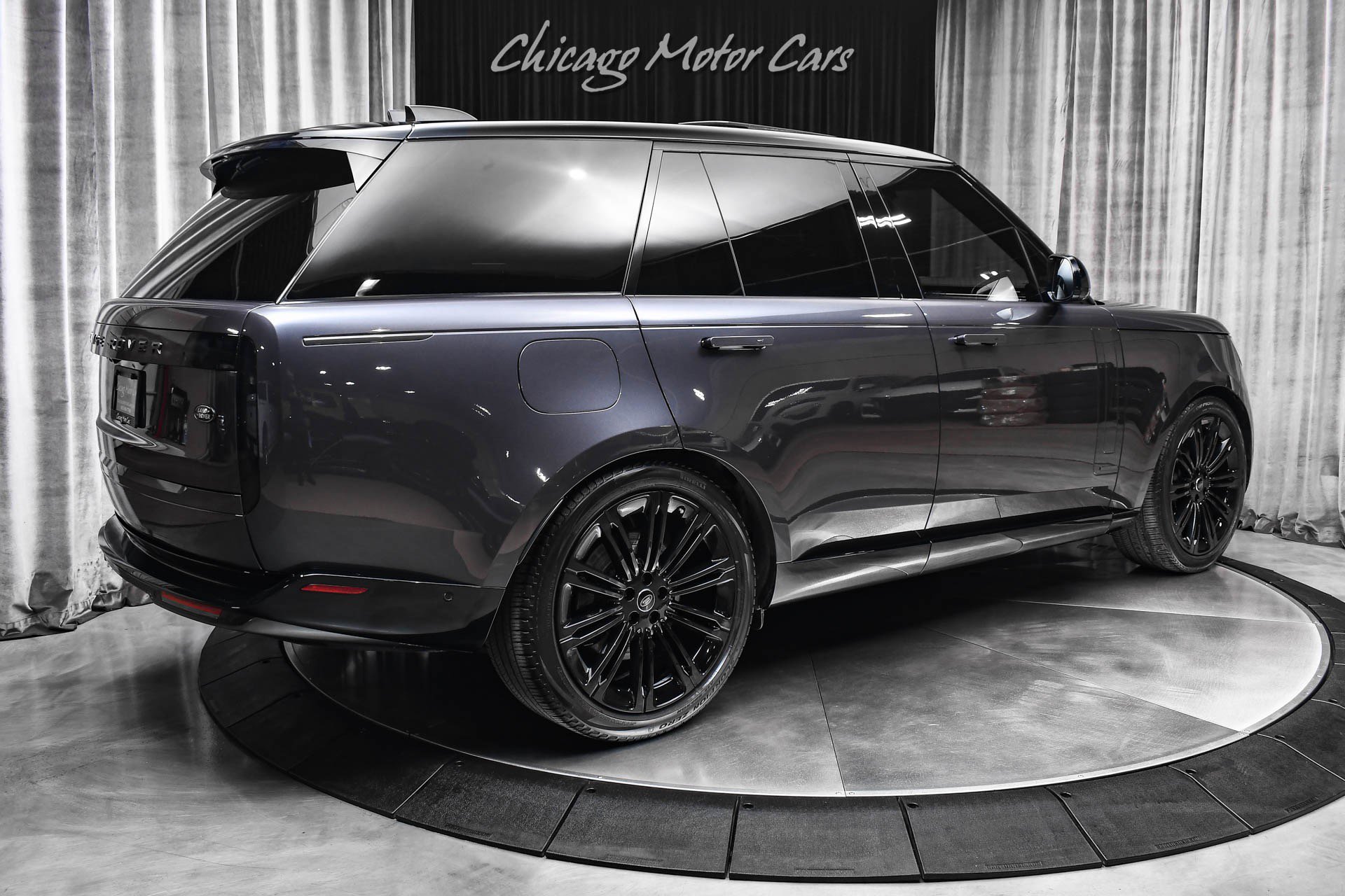 Used 2023 Land Rover Range Rover Autobiography AWD/4WD image 5