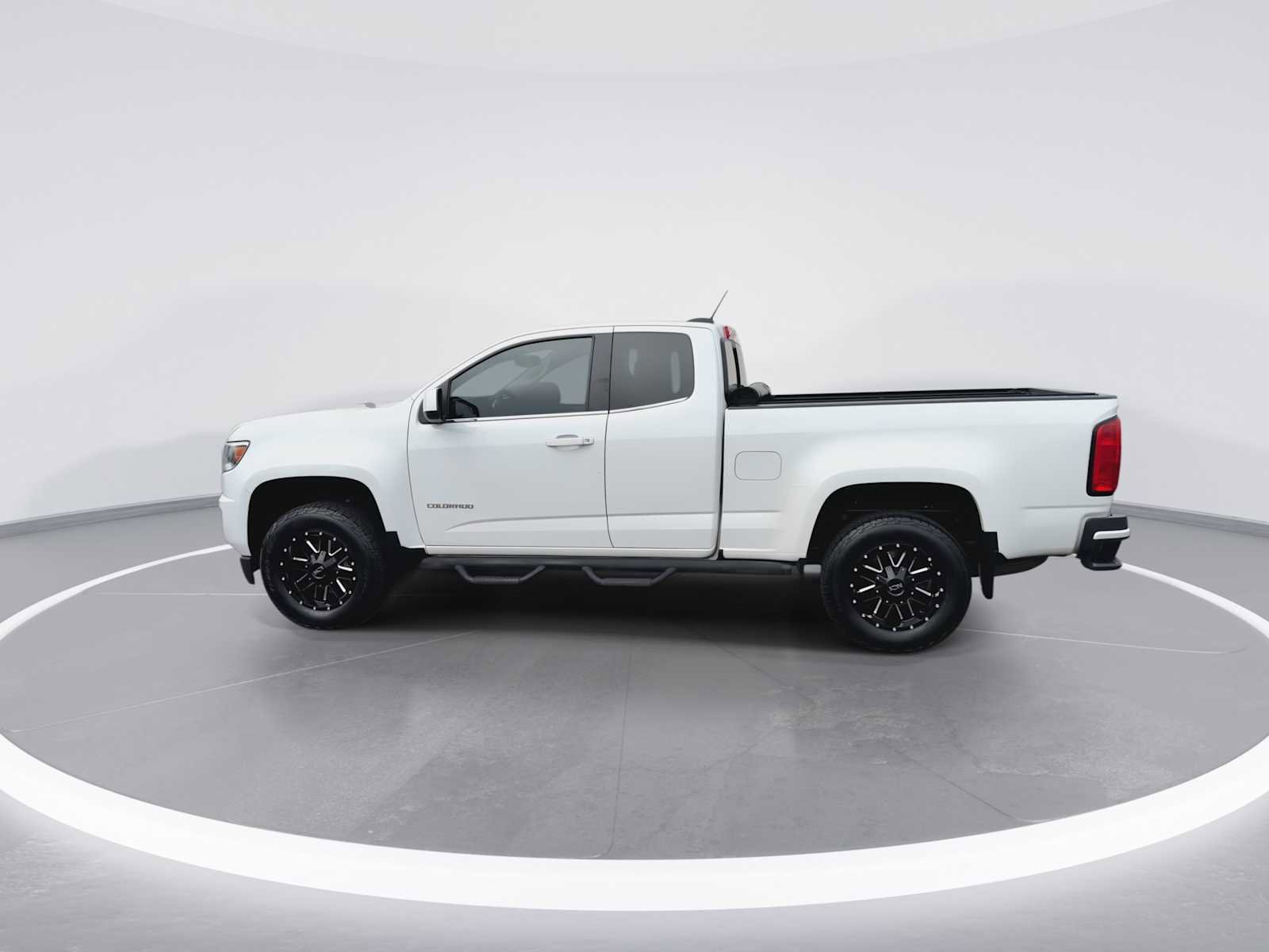 Used 2016 Chevrolet Colorado LT w/ LT Convenience Package image 5