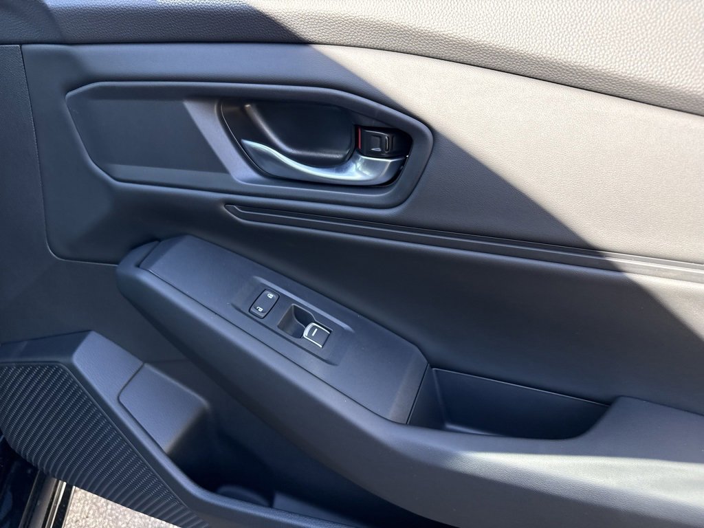 Used 2025 Honda Accord EX-L image 46