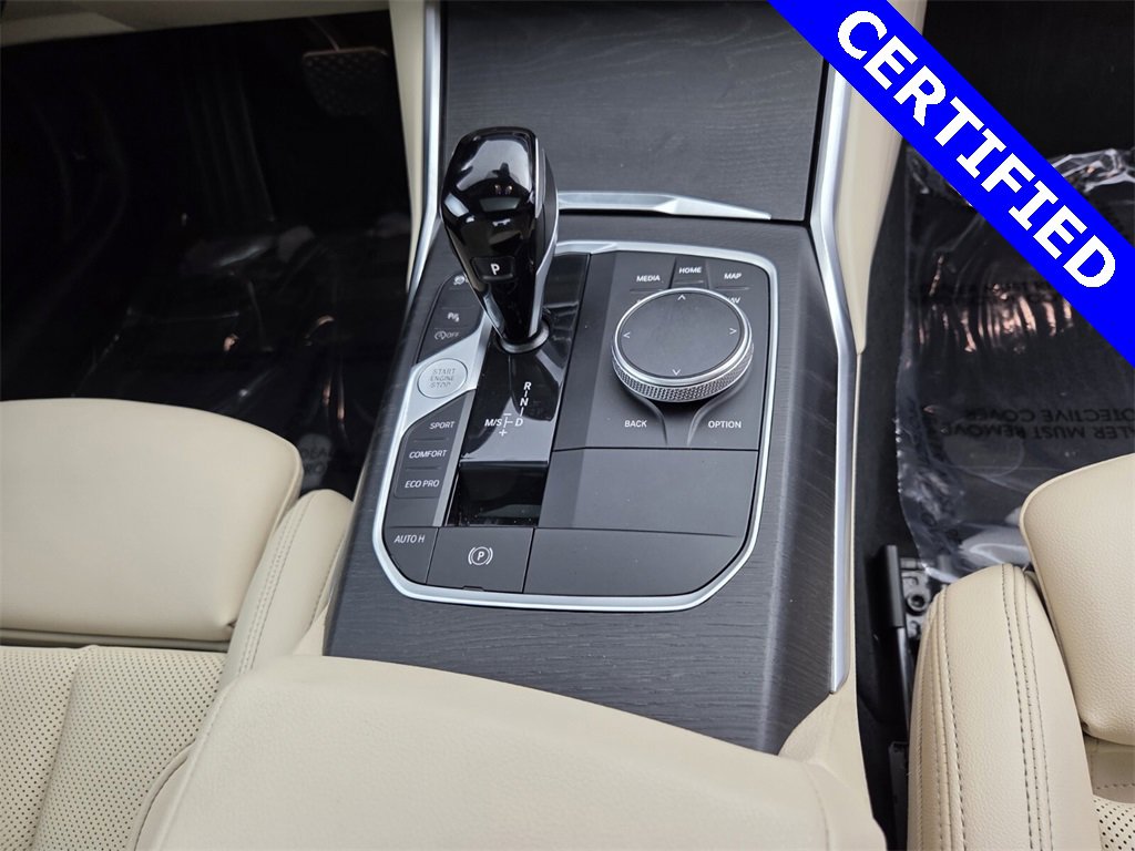 Used 2022 BMW 330i Sedan w/ Driving Assistance Package image 14