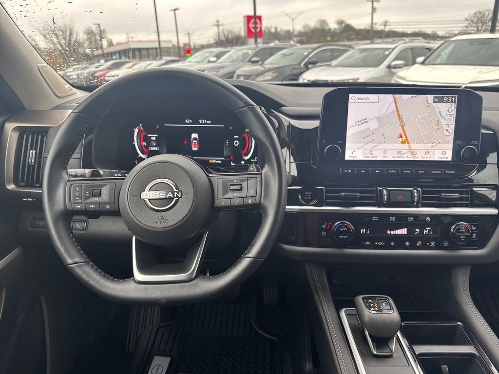 Used 2025 Nissan Pathfinder Platinum w/ Cargo Package image 24