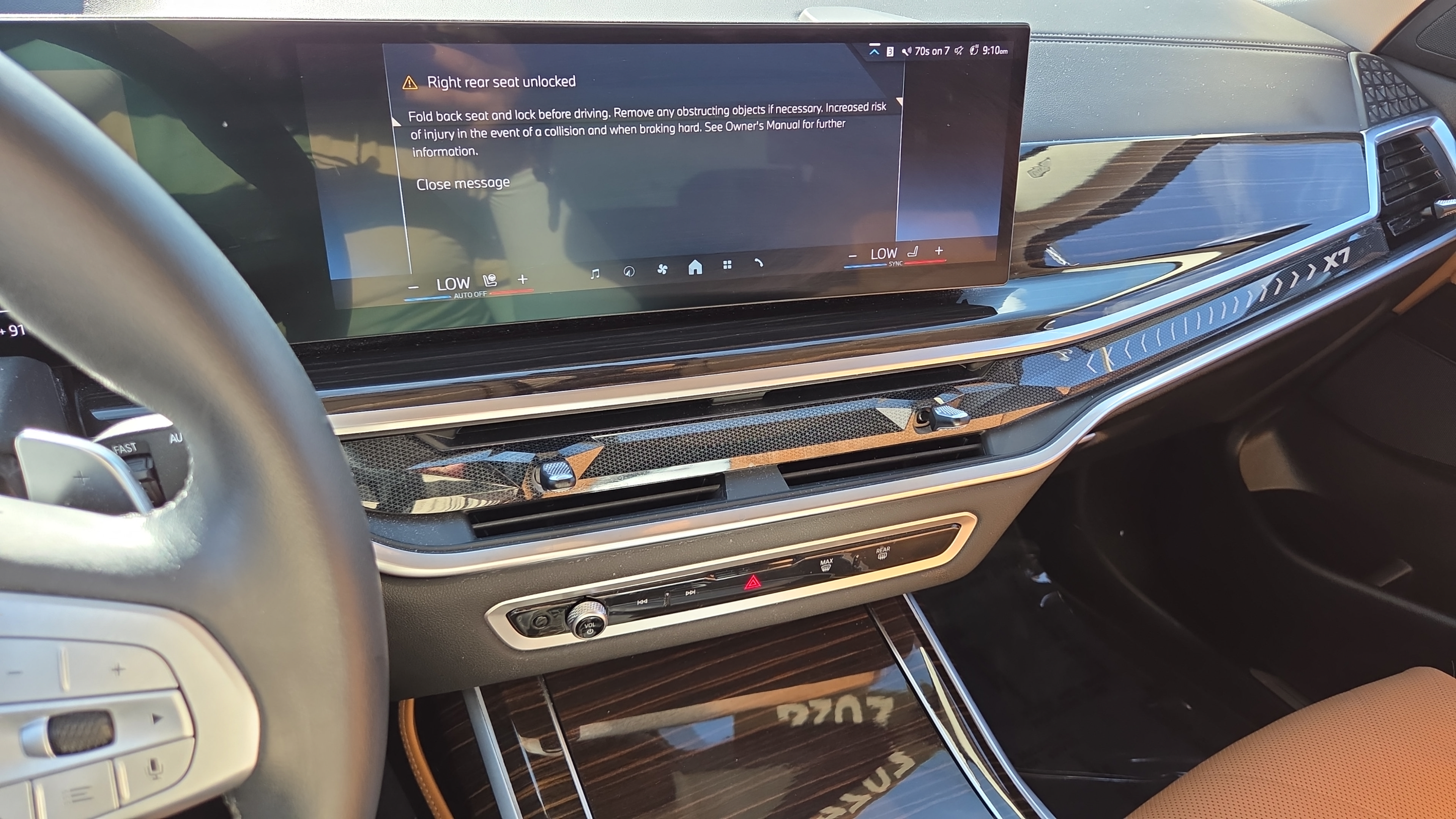 Certified 2024 BMW X7 xDrive40i AWD/4WD image 27