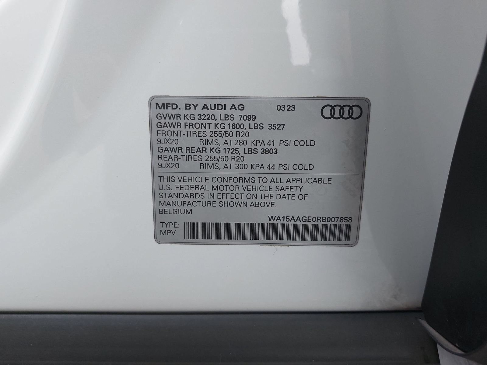 Used 2024 Audi Q8 e-tron Premium Plus w/ Premium Plus Package AWD/4WD image 41