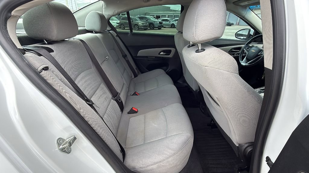 Used 2014 Chevrolet Cruze LT image 27