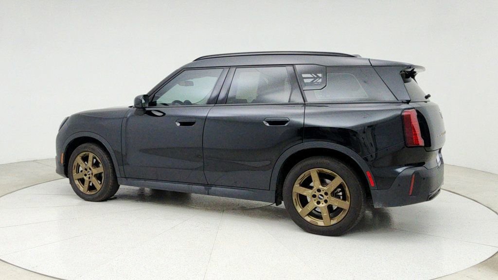 Used 2025 MINI Cooper Countryman SE image 7