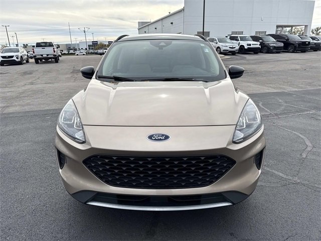 Used 2020 Ford Escape SE Sport image 9