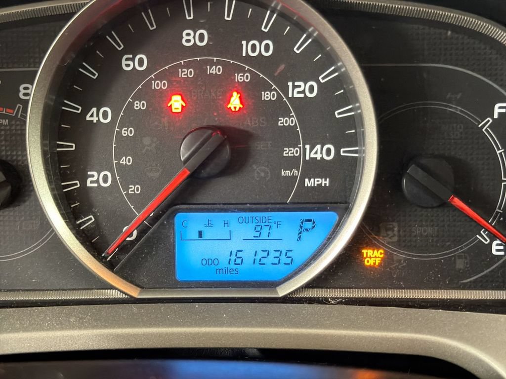 Used 2013 Toyota RAV4 XLE FWD image 11
