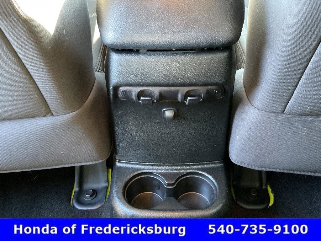Used 2016 Jeep Wrangler Unlimited Sport w/ Connectivity Group AWD/4WD image 39