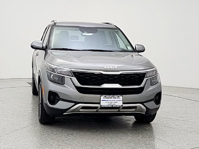 Used 2023 Kia Seltos S AWD/4WD image 2